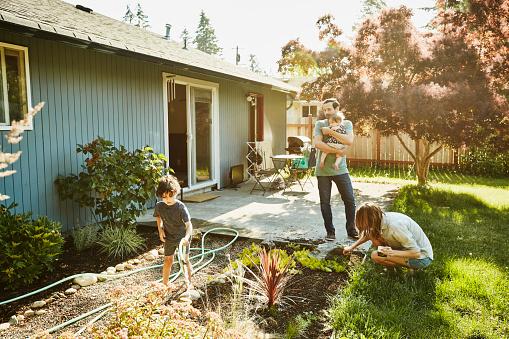 Family-gardening-.jpg